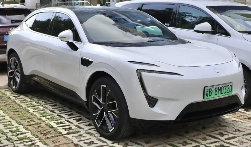Avatr llega a Colombia con dos SUV de lujo: el 07 de rango extendido y el 11 100 % eléctrico