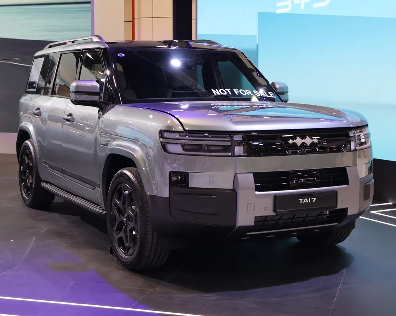 BYD Ti7 llega a Colombia: SUV híbrida enchufable de 349 hp y más de 1.000 km de autonomía